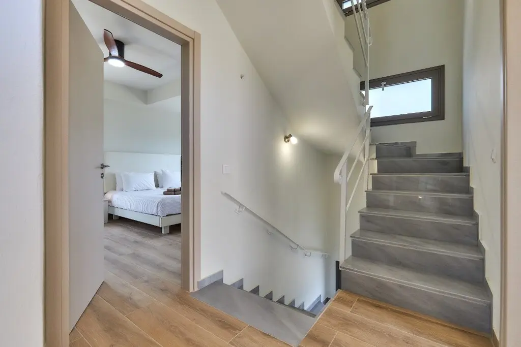 4-bedroom Maisonette In Vrachasi, Greece (180 M²)