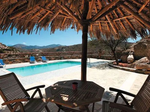 2-bedroom Villa In Agios Nikolaos, Greece (110 M²)