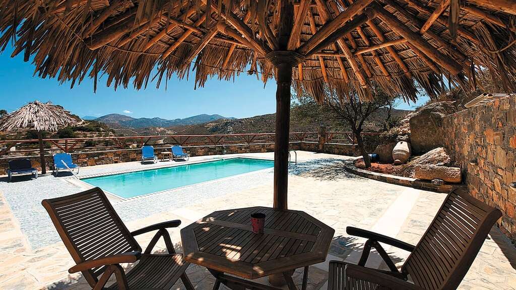 2-bedroom Villa In Agios Nikolaos, Greece (110 M²)