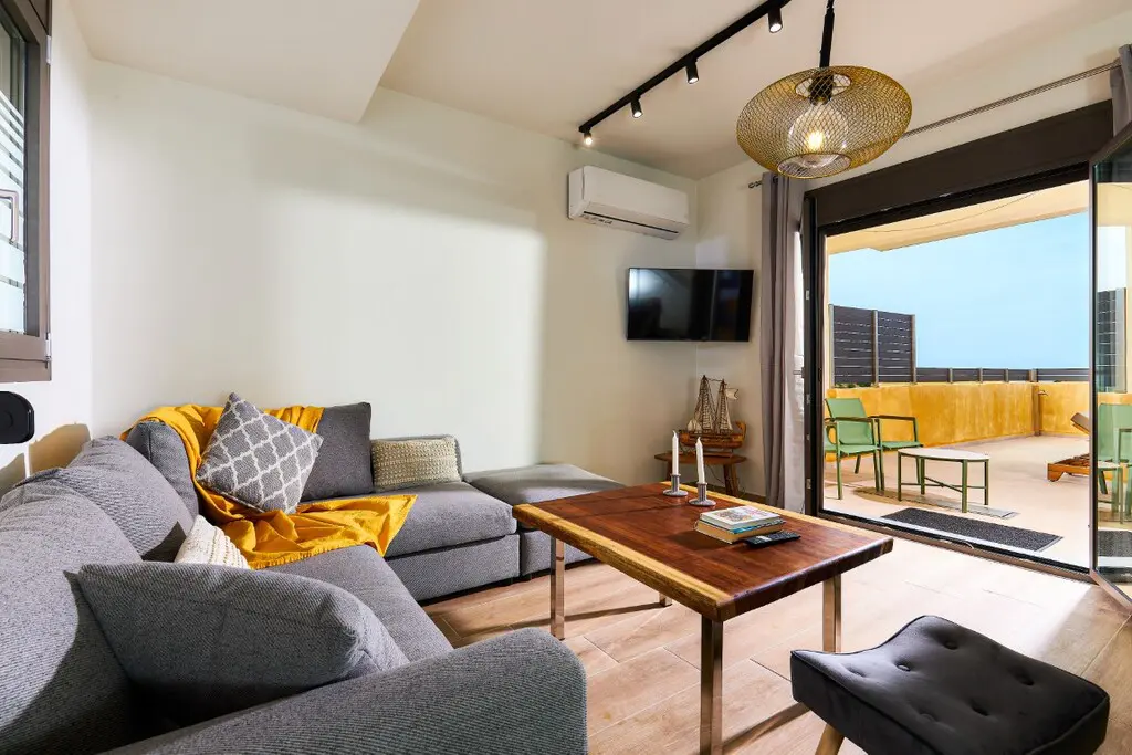 4-bedroom Maisonette In Vrachasi, Greece (180 M²)