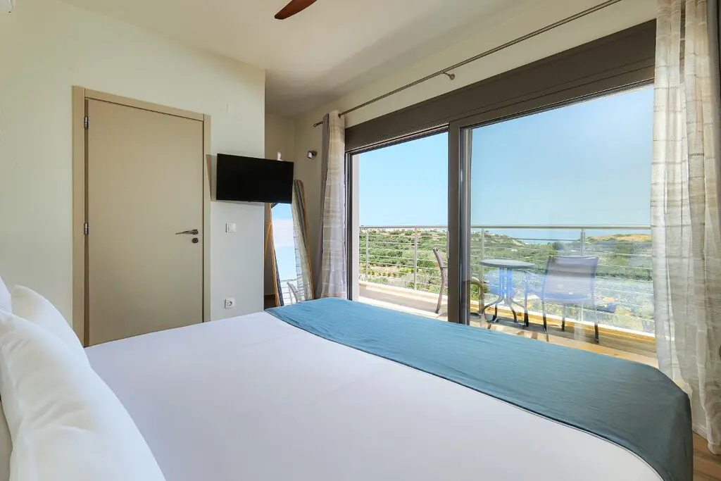 4-bedroom Maisonette In Vrachasi, Greece (180 M²)
