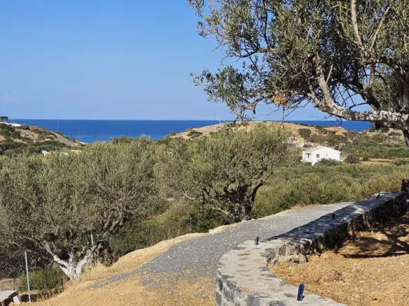 4-bedroom Maisonette In Vrachasi, Greece (180 M²)