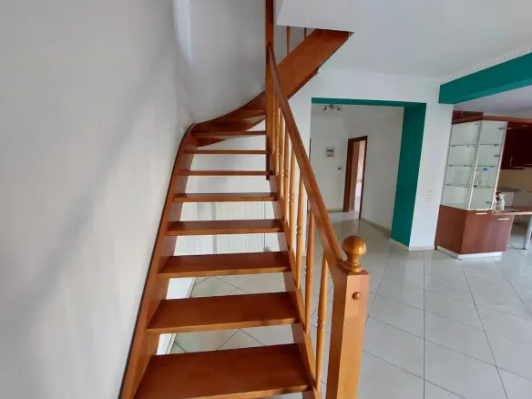 3-bedroom Duplex In Efkarpia, Greece (180 M²)