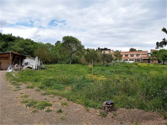 For Sale Land 800 M² In Corfu