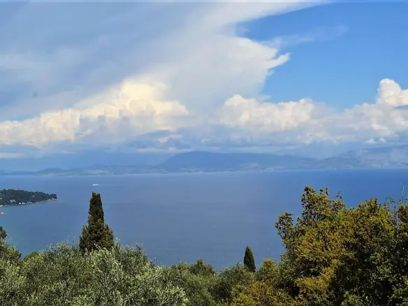 For Sale Land 4000 M² In Corfu