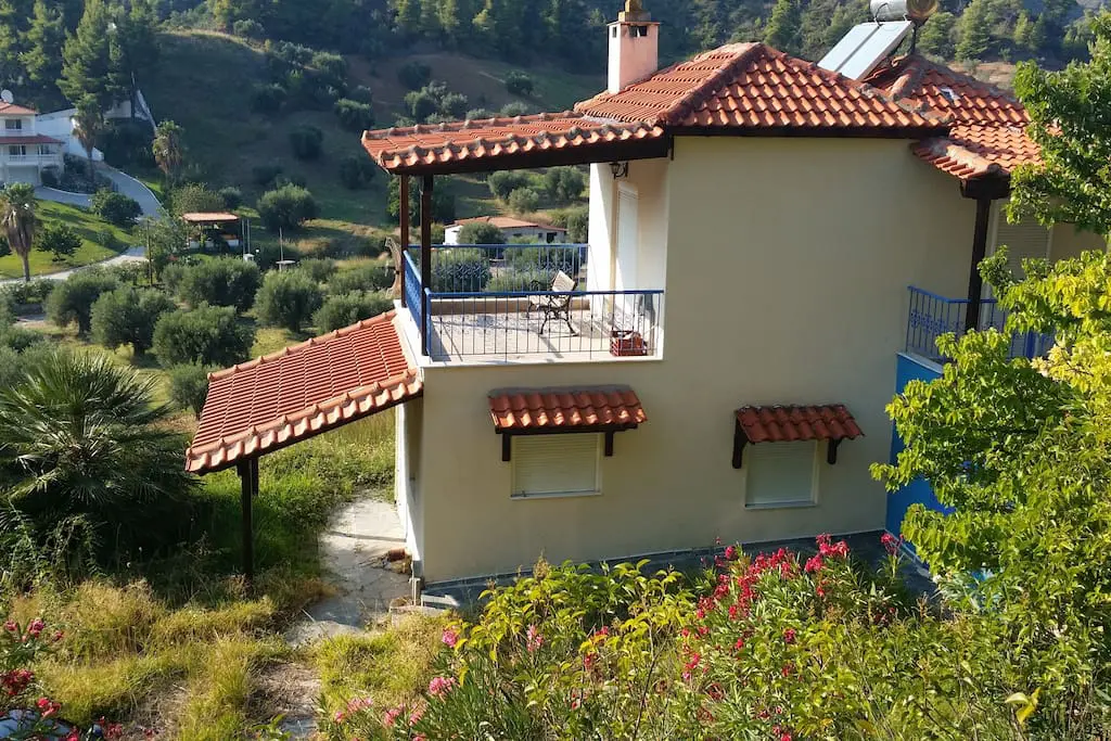 3-bedroom Detached House In Kassandra, Greece (85 M²)