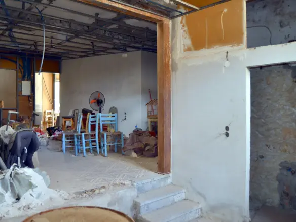 2-bedroom Business In Heraclion Cretes, Greece (180 M²)