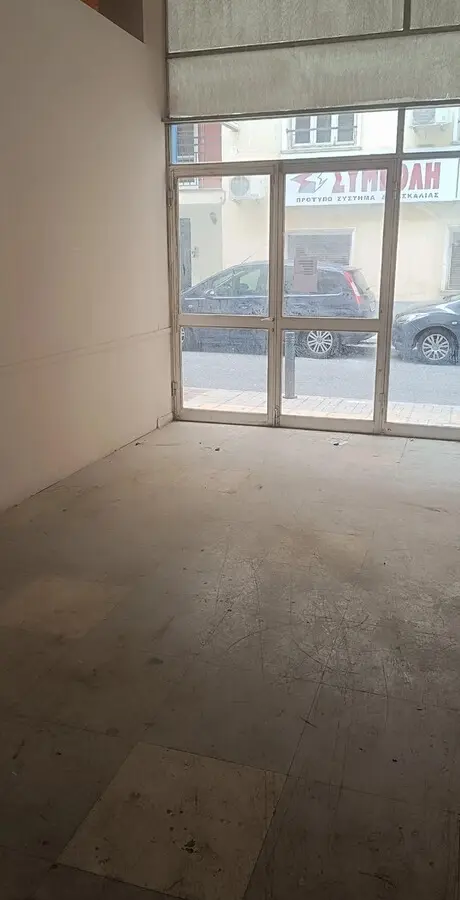 Building In Piraeus Port / Center, Greece (580 M²)