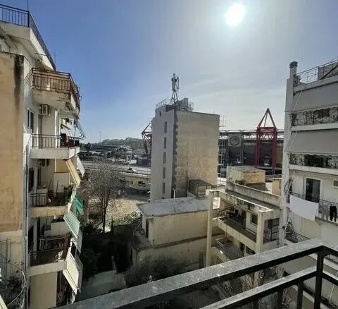 2-bedroom Flat In Neo Faliro, Greece (103 M²)