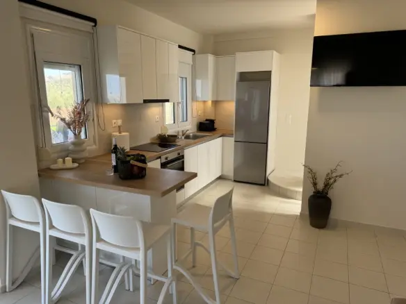 2-bedroom Villa In Geropotamos, Greece (93 M²)