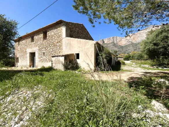 Villa In Jávea, Spain (187 M²)