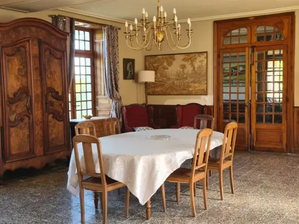 8-bedroom Maison De Maitre In Chalais, France (568 M²)