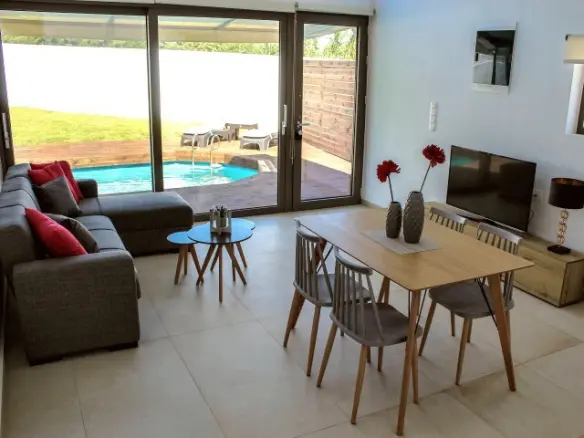 Business Of 255 M² In Crete