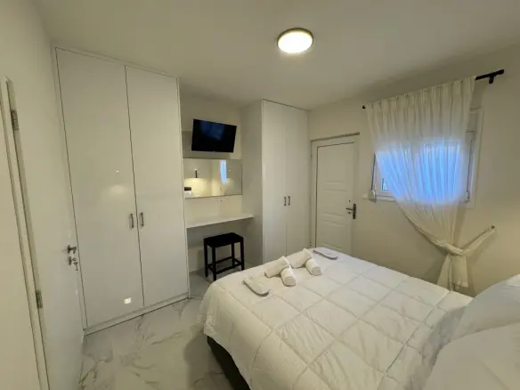 2-bedroom Villa In Geropotamos, Greece (92 M²)