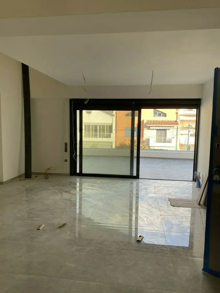 3-bedroom Flat In Gerakas, Greece (100 M²)