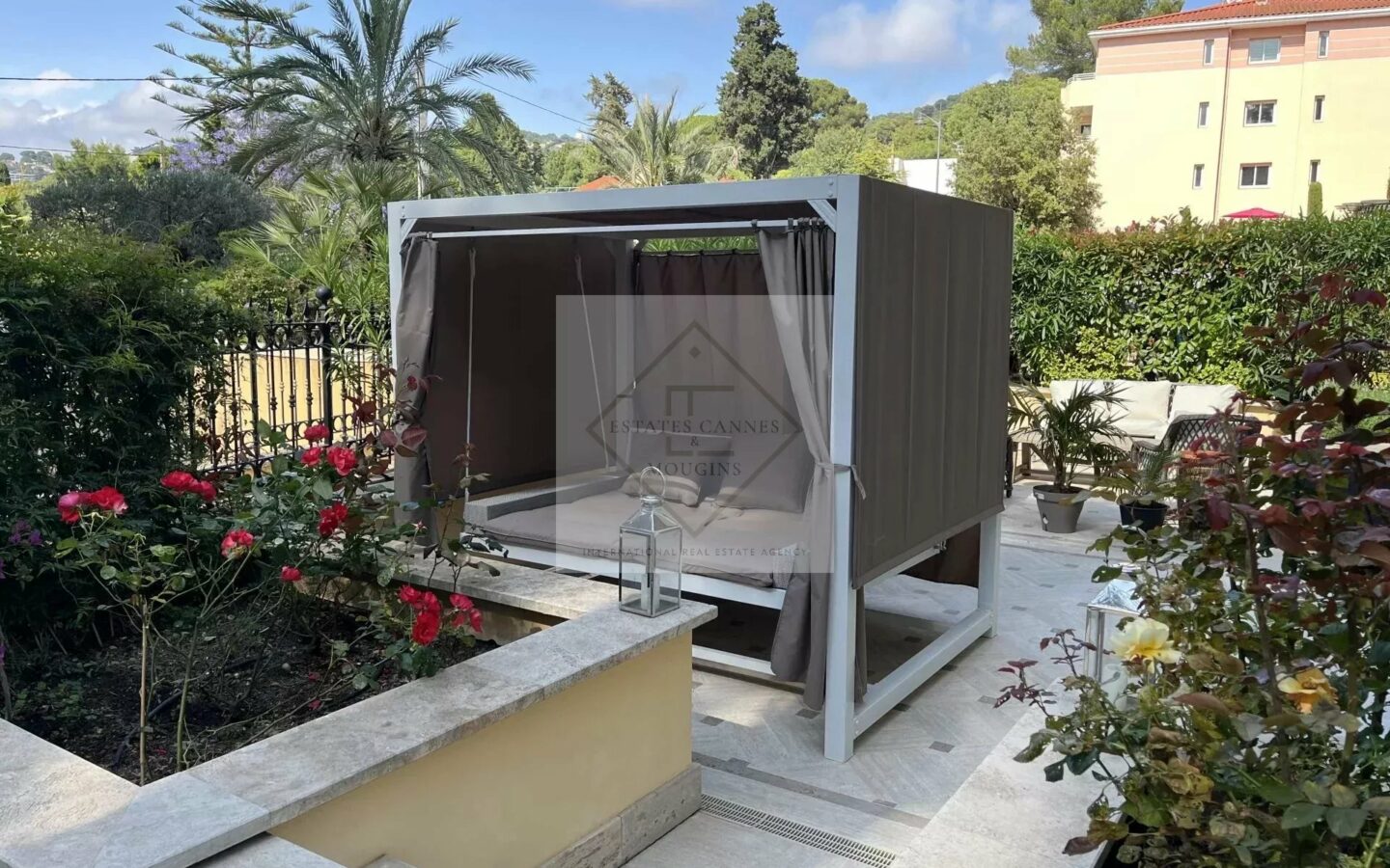 Light And Belle Époque Charm – Private Gardens And Terraces