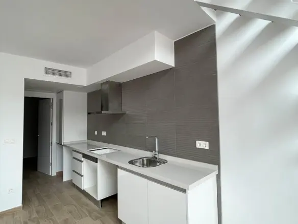 3-bedroom Semi In Santa Pola, Spain (122 M²)