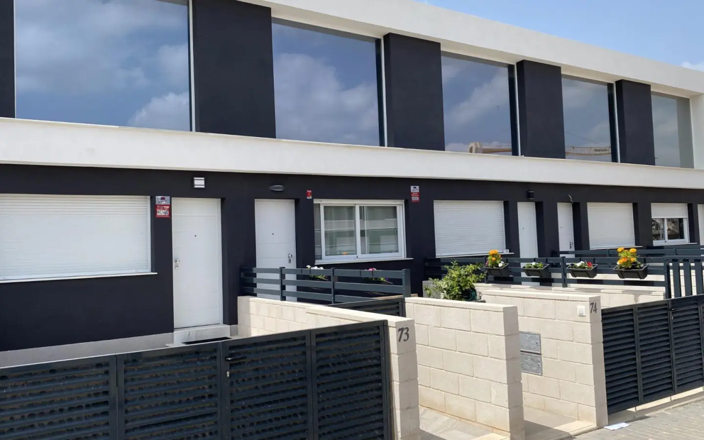 3-bedroom Semi In Santa Pola, Spain (122 M²)