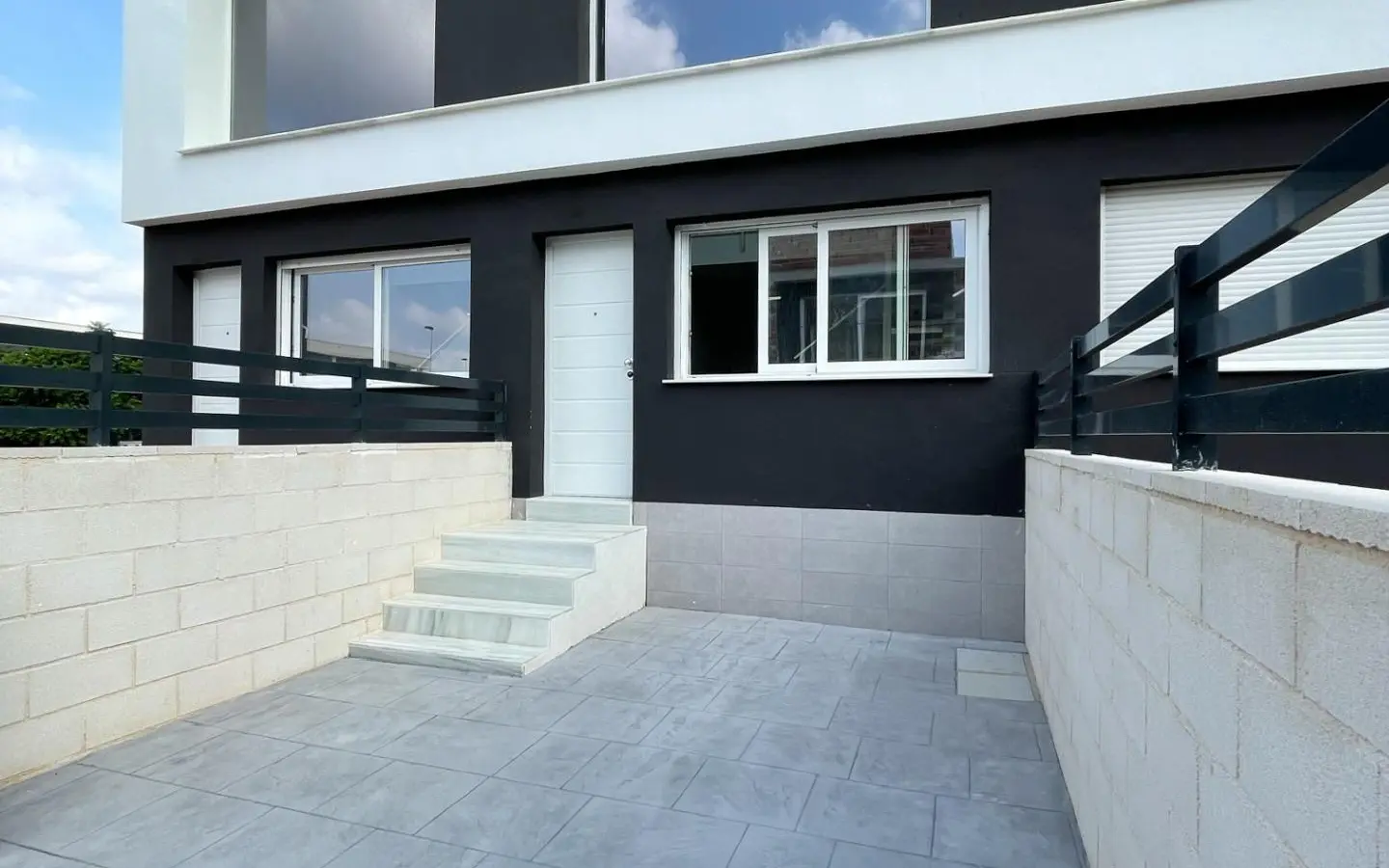 3-bedroom Semi In Santa Pola, Spain (122 M²)