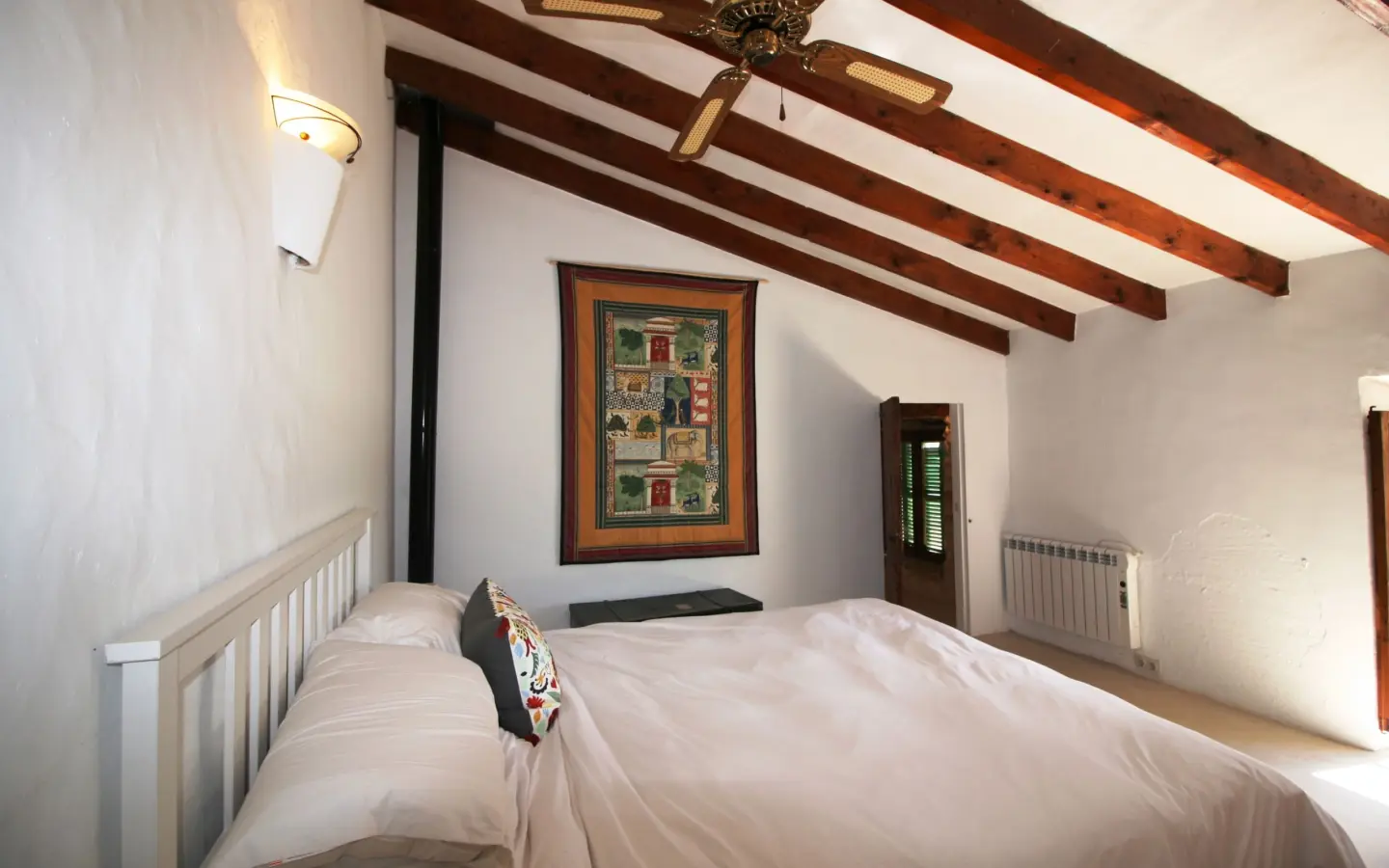 3-bedroom Village House In Santa Maria Del Cami, Spain (200 M²)
