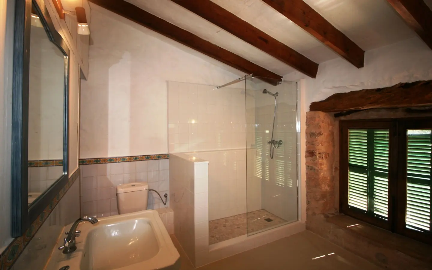 3-bedroom Village House In Santa Maria Del Cami, Spain (200 M²)