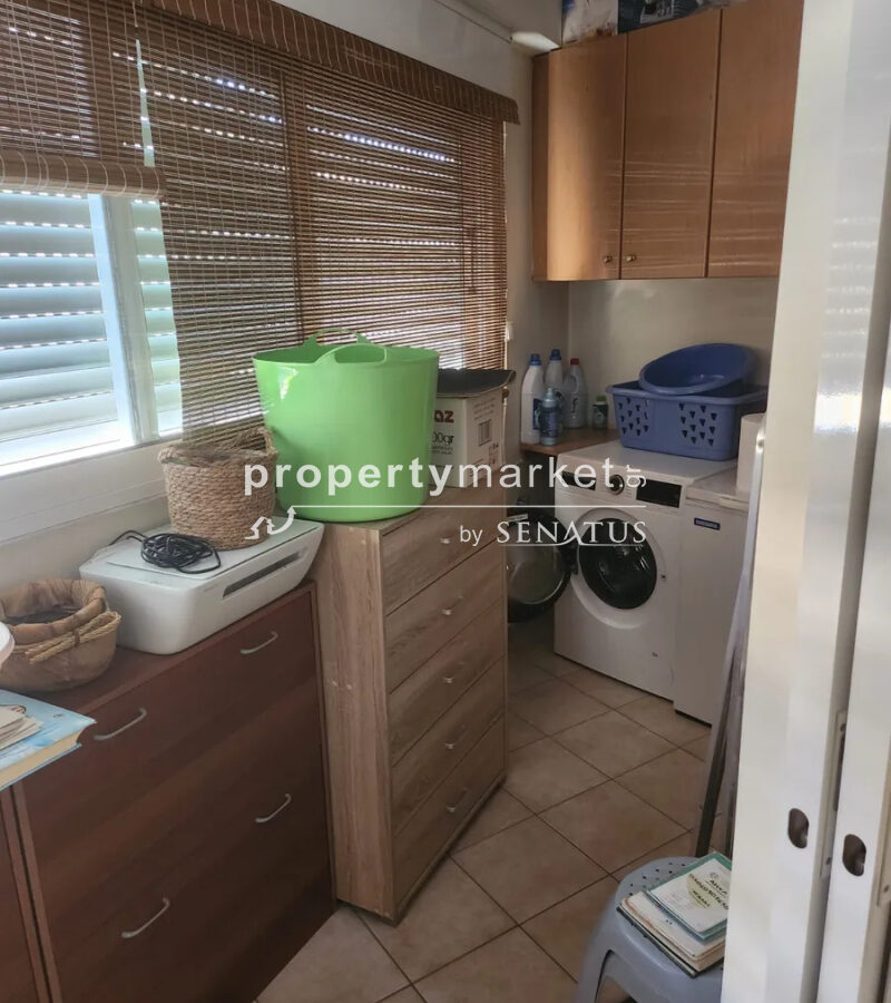 Apartment Of 98 M² In Athens