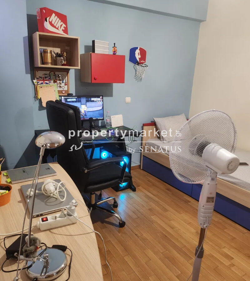 Apartment Of 98 M² In Athens
