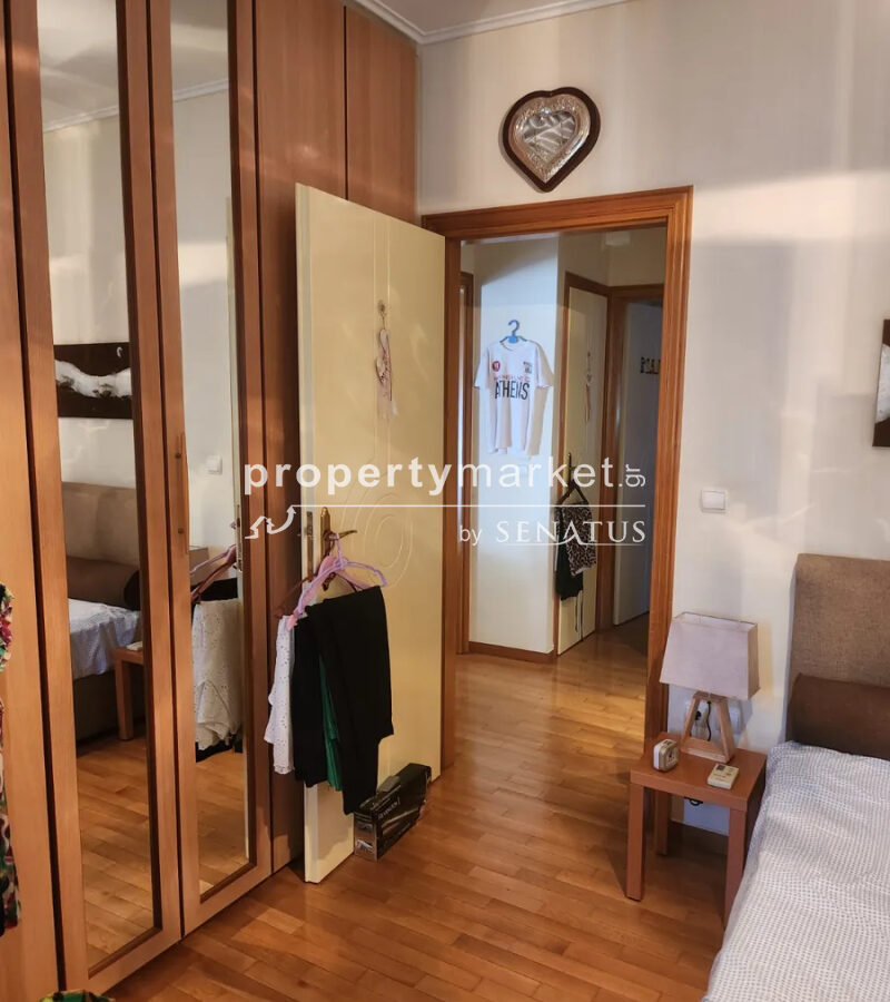 Apartment Of 98 M² In Athens