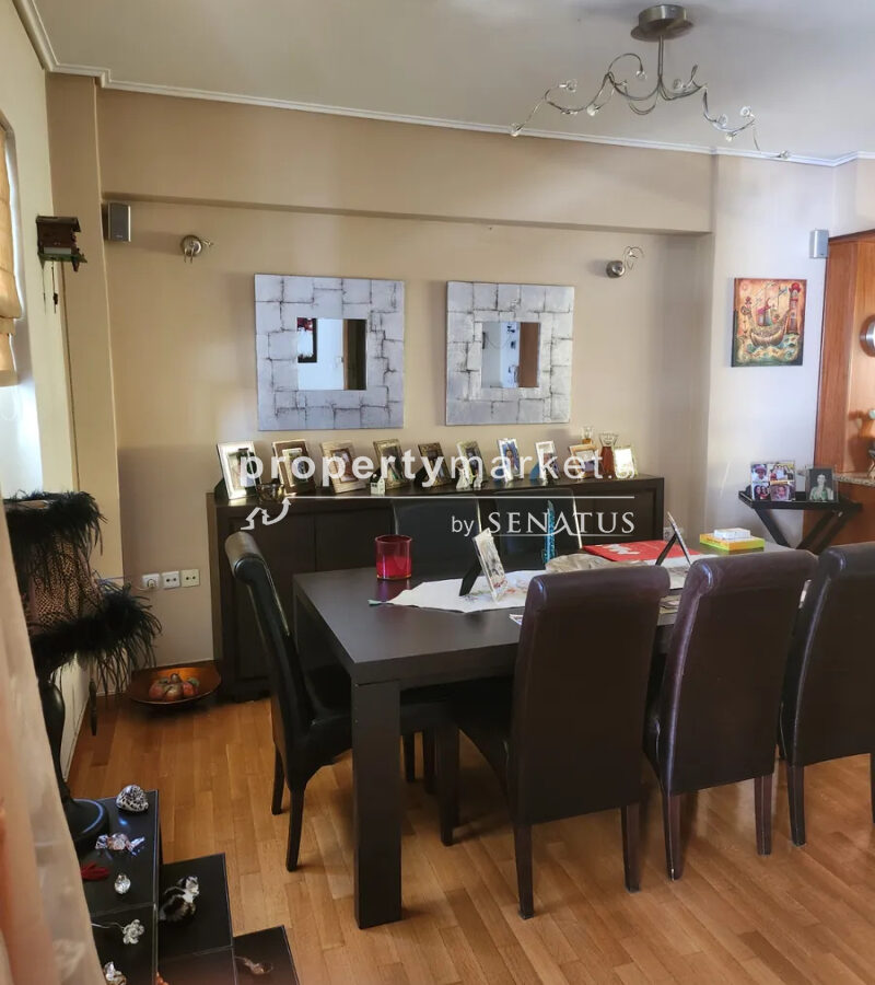 Apartment Of 98 M² In Athens
