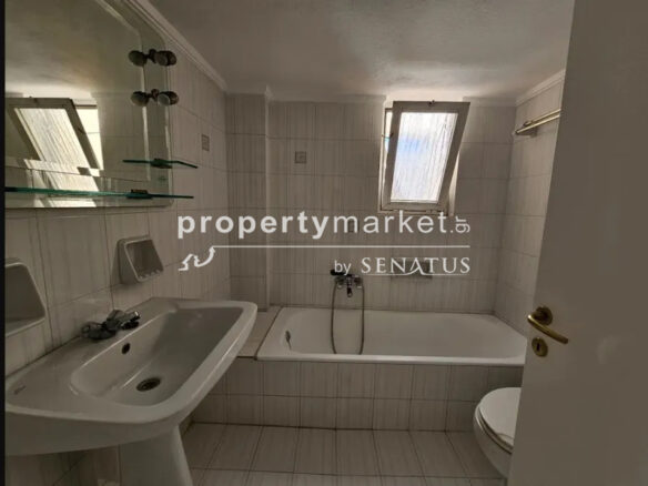 Apartment Of 100 M²