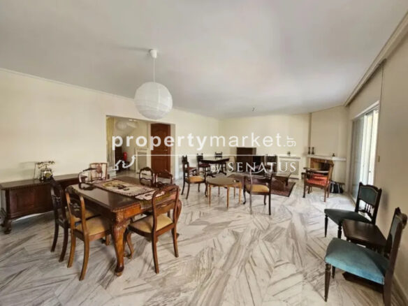 Apartment Of 100 M²