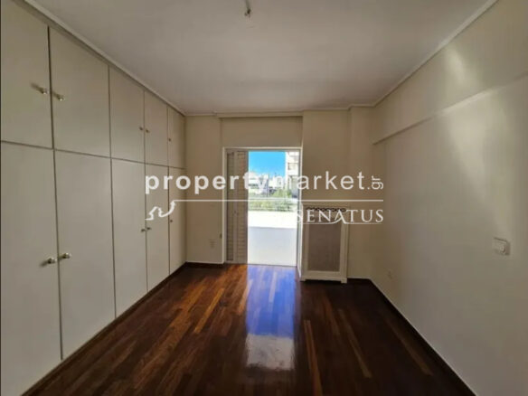 Apartment Of 100 M²
