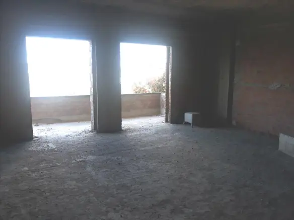 Building In Metamorfosi, Greece (740 M²)