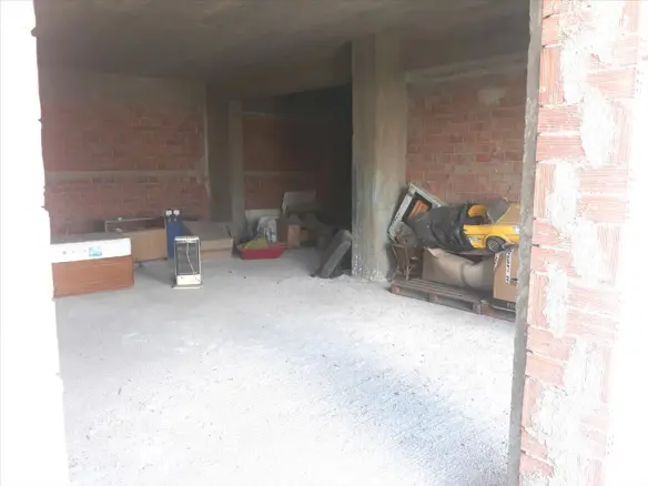 Building In Metamorfosi, Greece (740 M²)