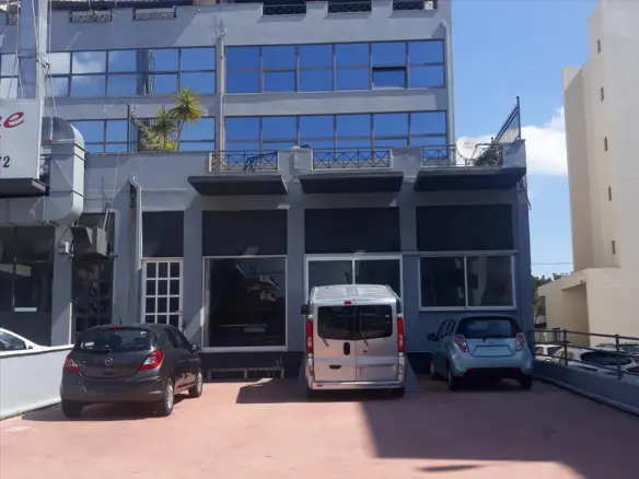 Building In Metamorfosi, Greece (1.460 M²)