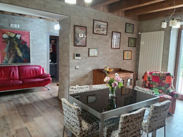 Villa Con Giardino Nel Parco Del Cilento – Vallo Della Lucania (sa)