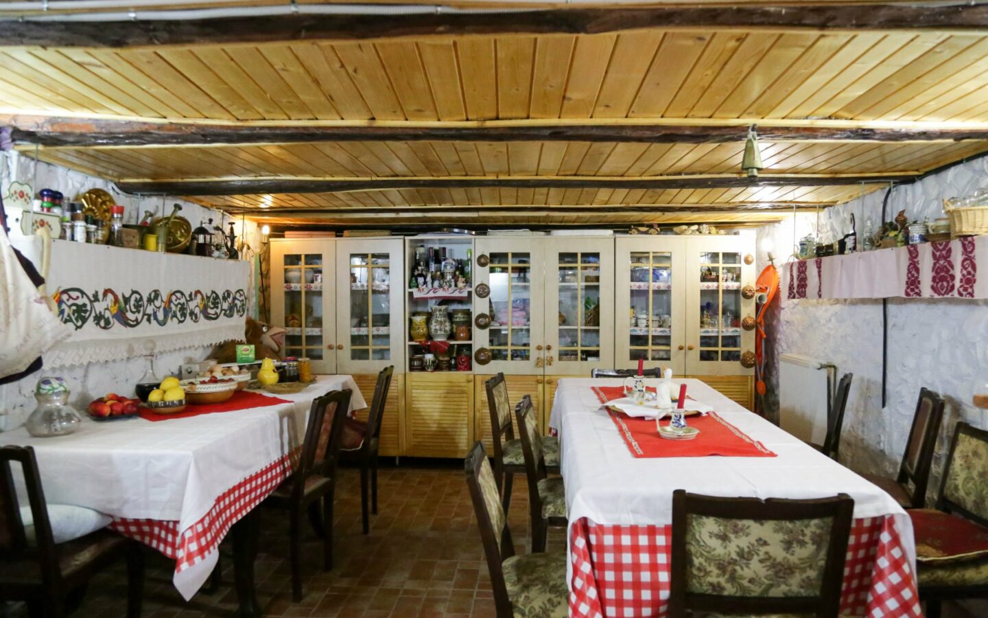 Owner: Unique 8,000sqm Luxury Estate – Restored Heritage Cottage & Modern Design Villa, Muscel Area