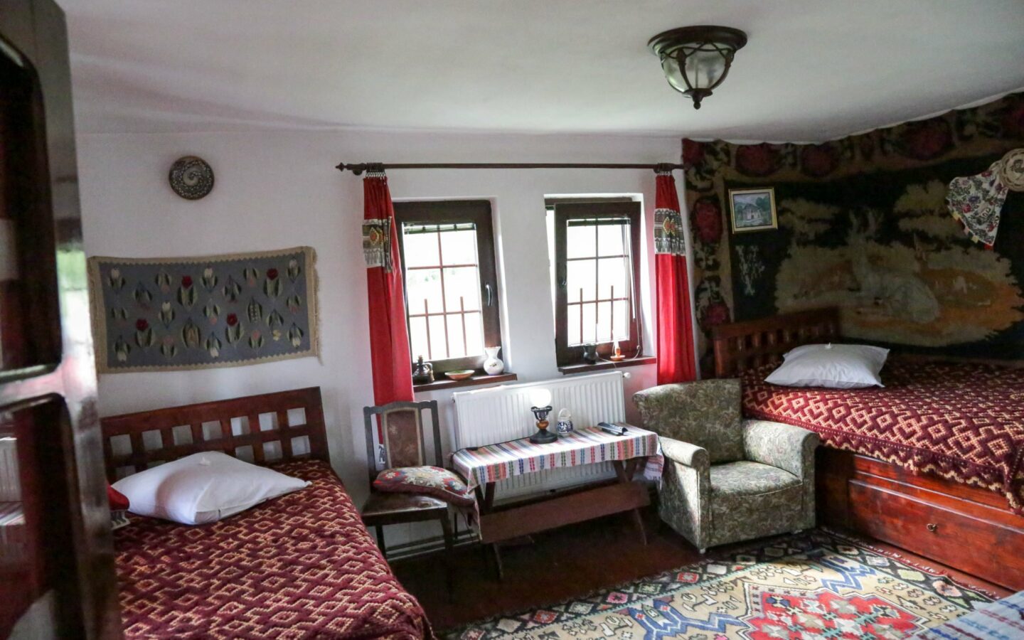 Owner: Unique 8,000sqm Luxury Estate – Restored Heritage Cottage & Modern Design Villa, Muscel Area