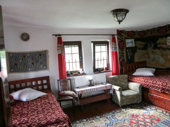 Owner: Unique 8,000sqm Luxury Estate – Restored Heritage Cottage & Modern Design Villa, Muscel Area