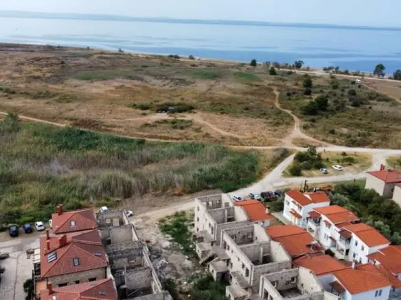 Building In Poligiros, Greece (270 M²)