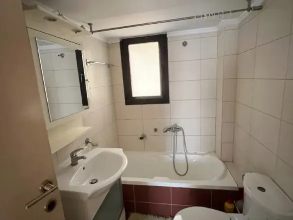 Flat In Menemeni, Greece (70 M²)