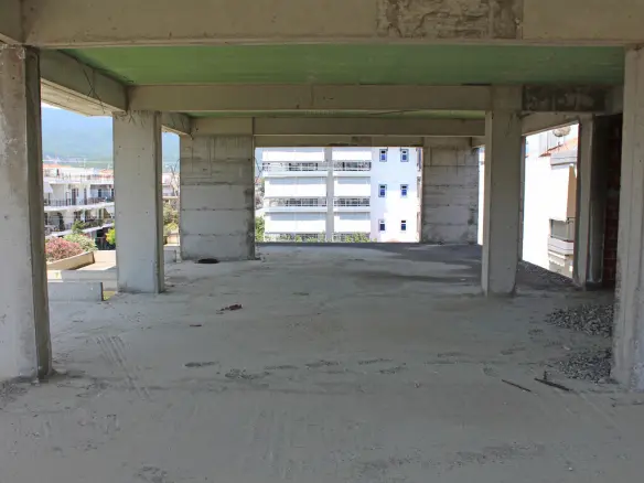 Building In Easts Olimpos, Greece (411 M²)