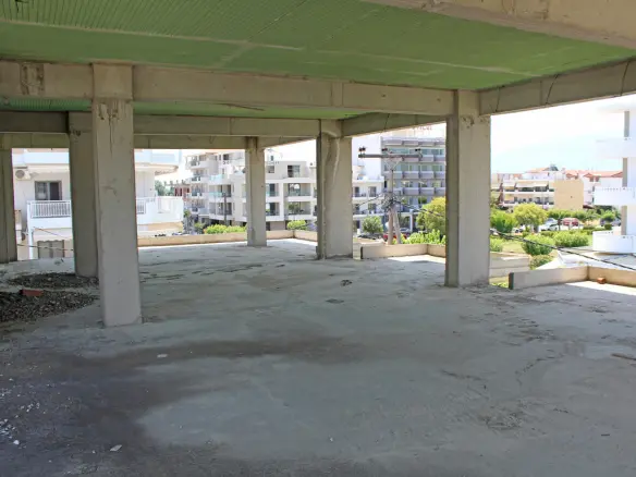 Building In Easts Olimpos, Greece (411 M²)