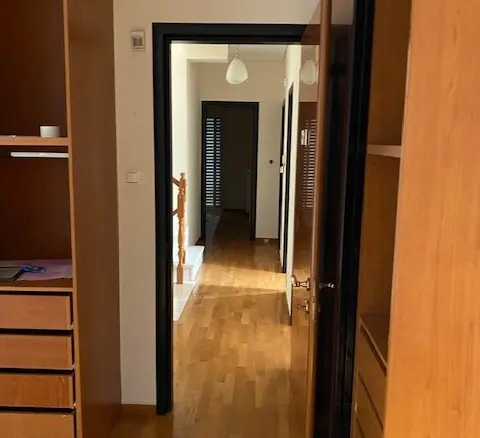 Detached House In Glyfada, Greece (281 M²)
