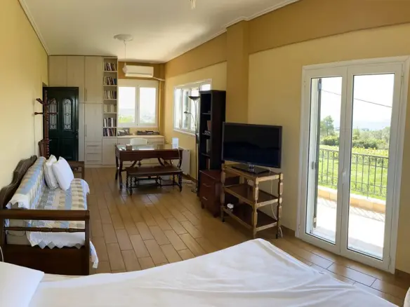 Detached House In Messapia, Greece (150 M²)