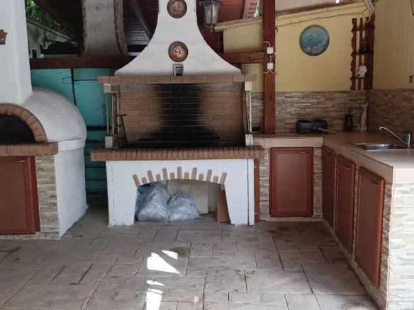 Detached House In Anthidonos, Greece (143 M²)