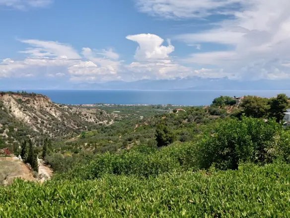 3-bedroom Detached House In Xilokastro, Greece (200 M²)