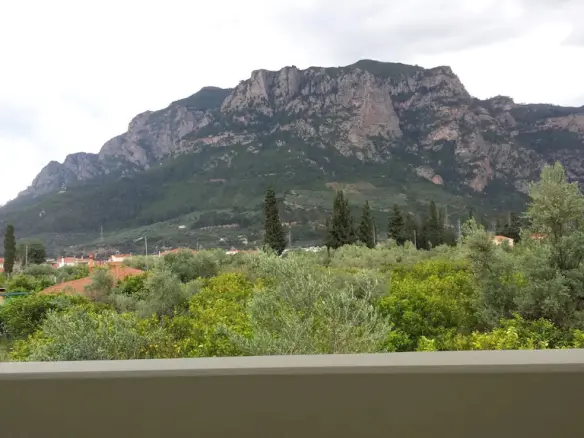 3-bedroom Detached House In Diakopto, Greece (132 M²)