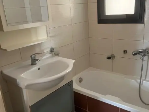 Flat In Menemeni, Greece (70 M²)