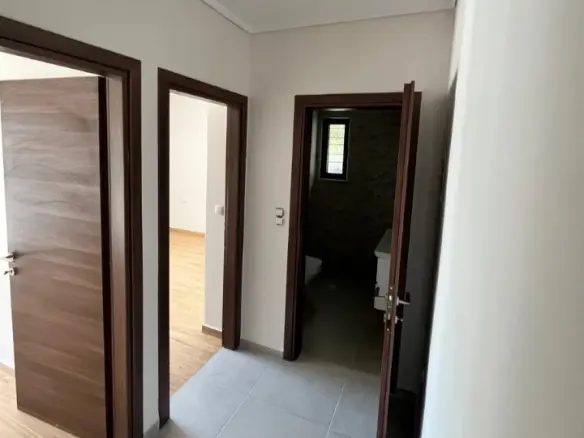 Maisonette In Panorama, Greece (185 M²)